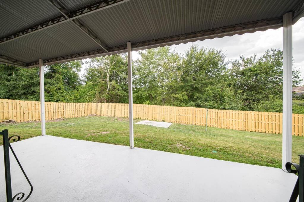 Cozy Brick Ranch Home Owned And Operated By An Army Soldier!! Columbus Kültér fotó